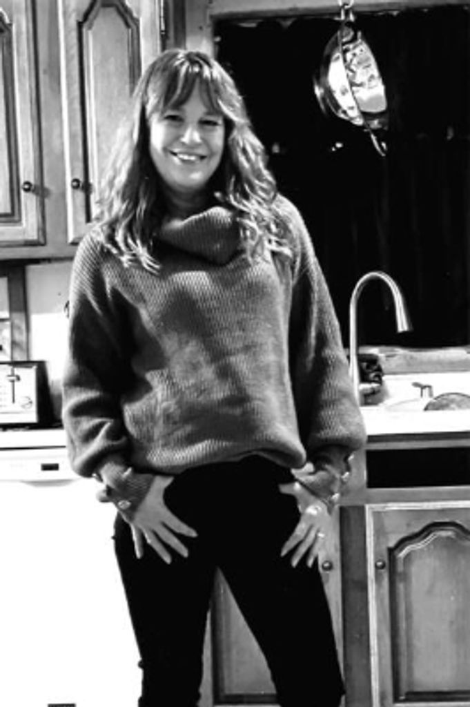 Lisa Renee Riviere Profile Photo