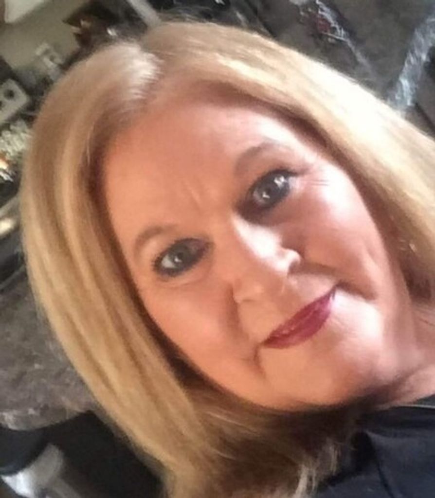 Debbie Saxon Profile Photo