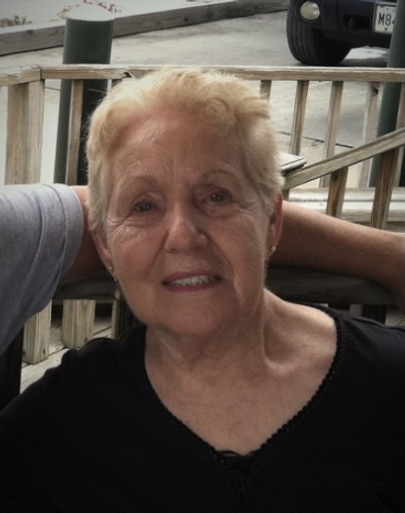 Joan (Kelleher)  Bradford