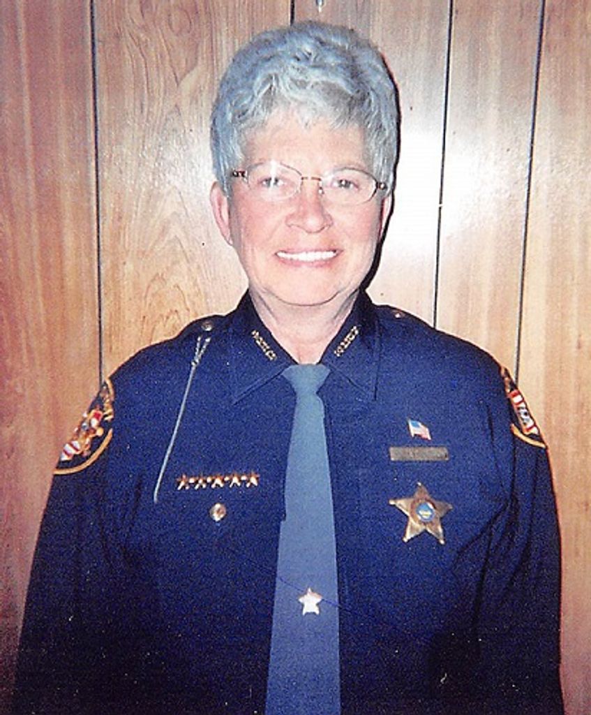 Anita Louise (Blum)  Thompson