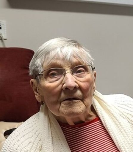 Belle Riemenschneider Profile Photo