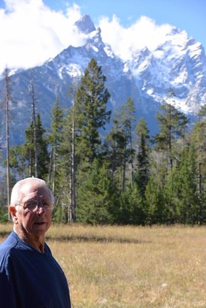 Douglas E. Mcclelland