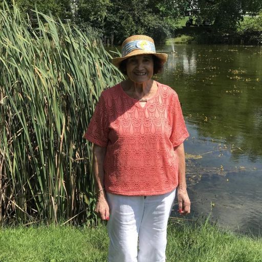 Antoinette (Diluzio) Ciavarro Profile Photo