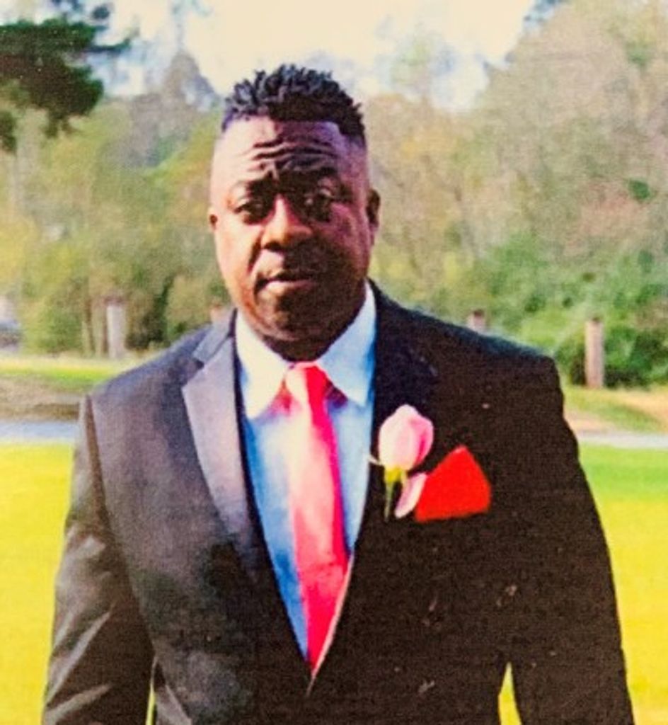 Robert Lee Gillum, Jr. Profile Photo
