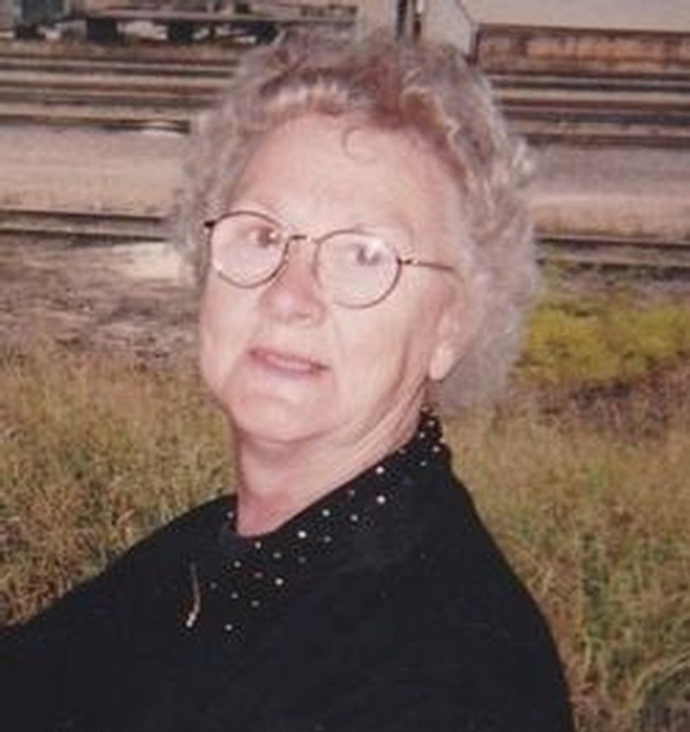 Lorraine Porter