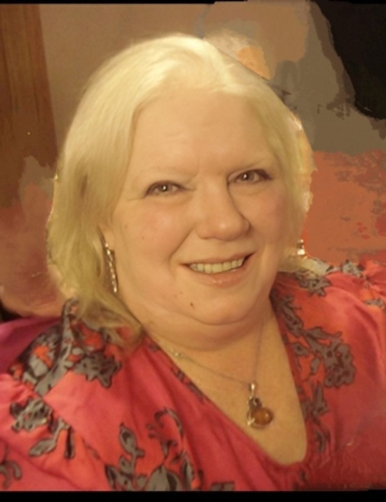 Cynthia Helen Apolo