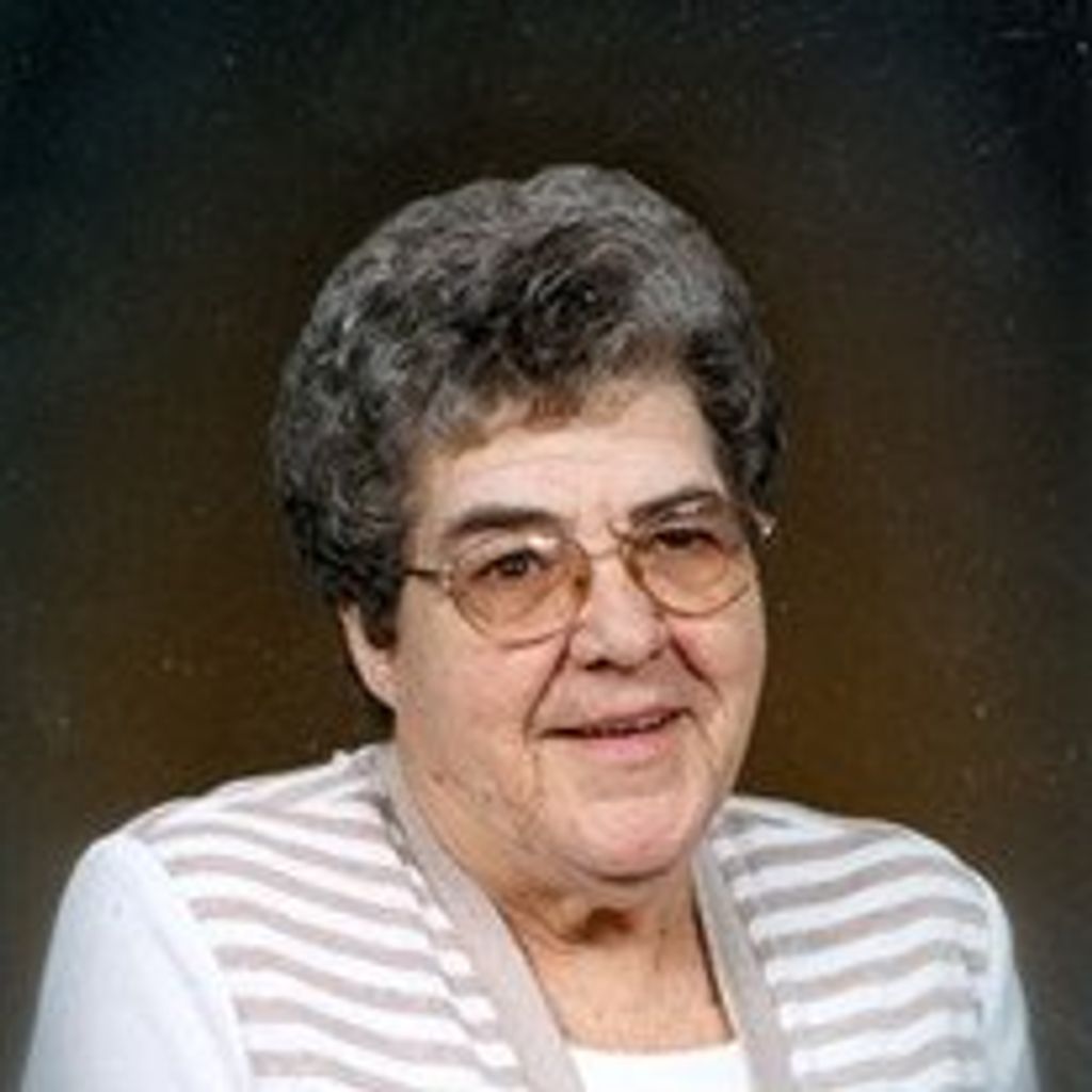 Lola  Dale Holmes