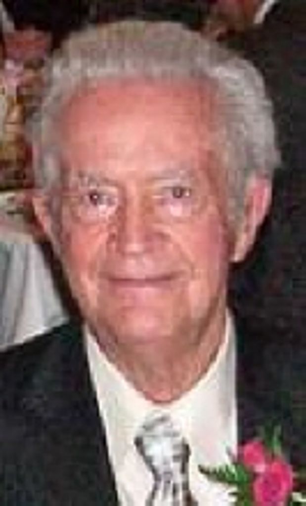 Elmer  Raymond Seelbinder