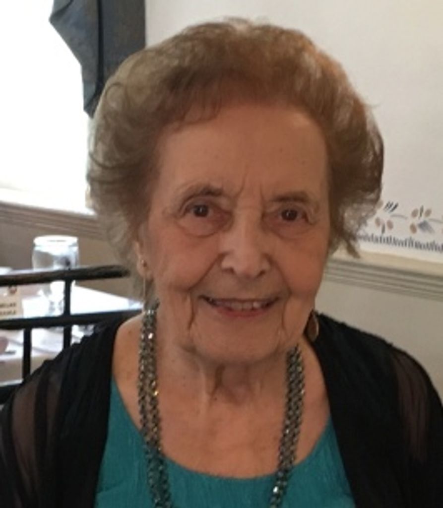 Louise Hauser Profile Photo