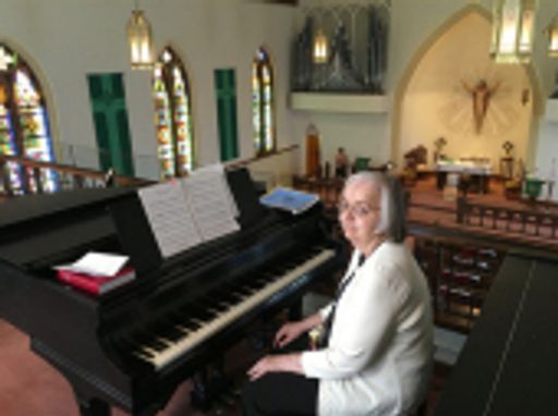 Nina L Mueller photo gallery thumbnail 1 of 3