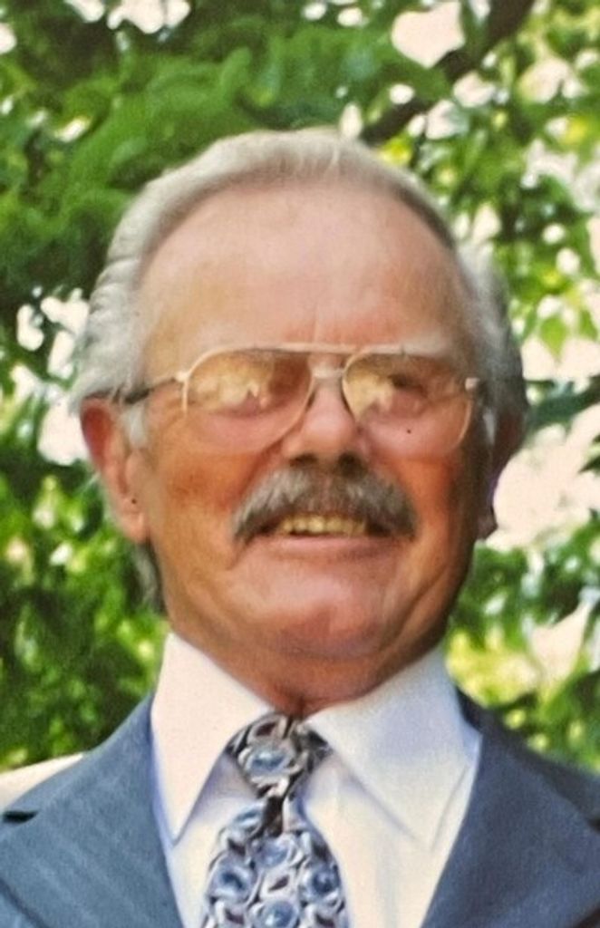 James E Richards Profile Photo