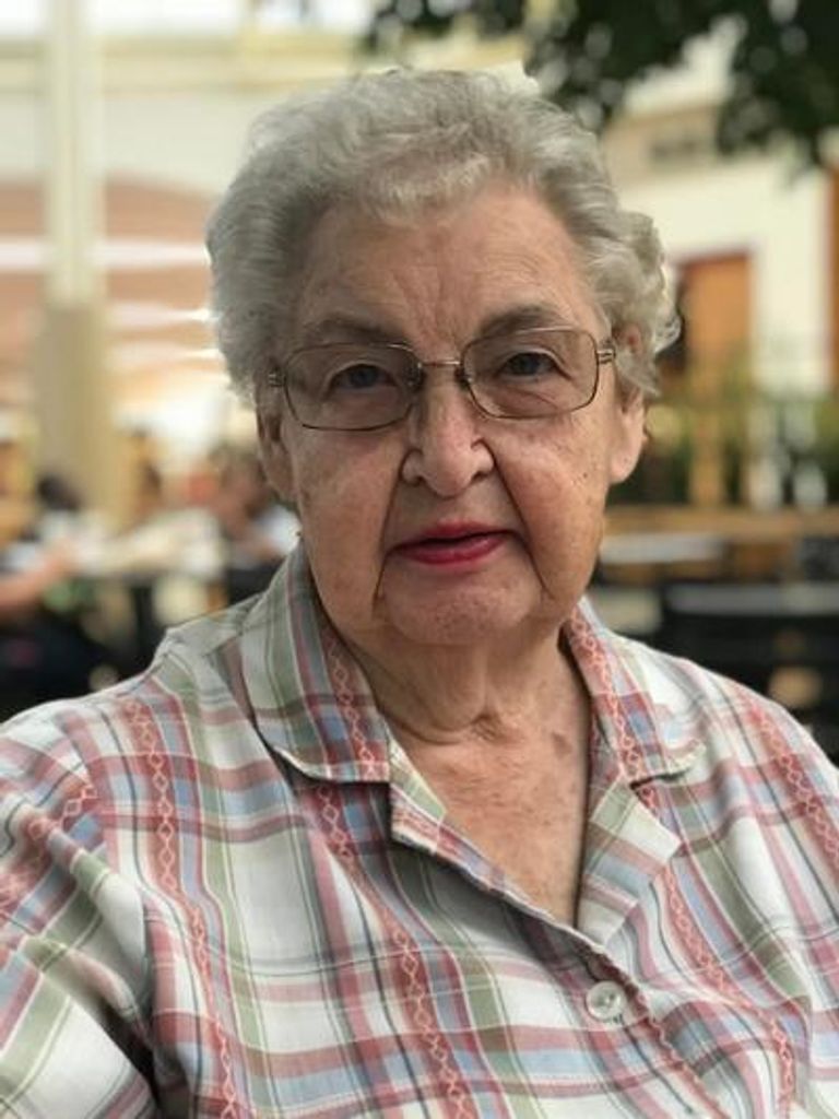 Lorraine Jeanette Godshall Profile Photo