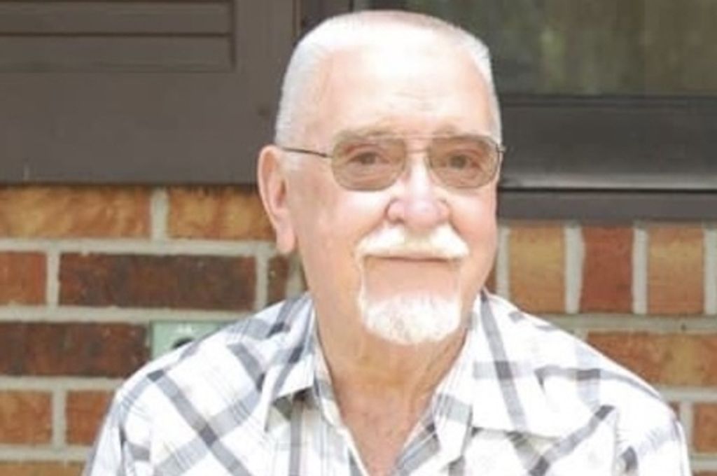 Robert Gayle Mitchell Profile Photo