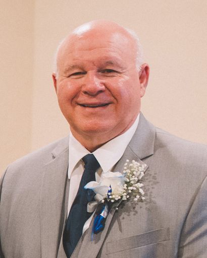 Darby James Usey's obituary image