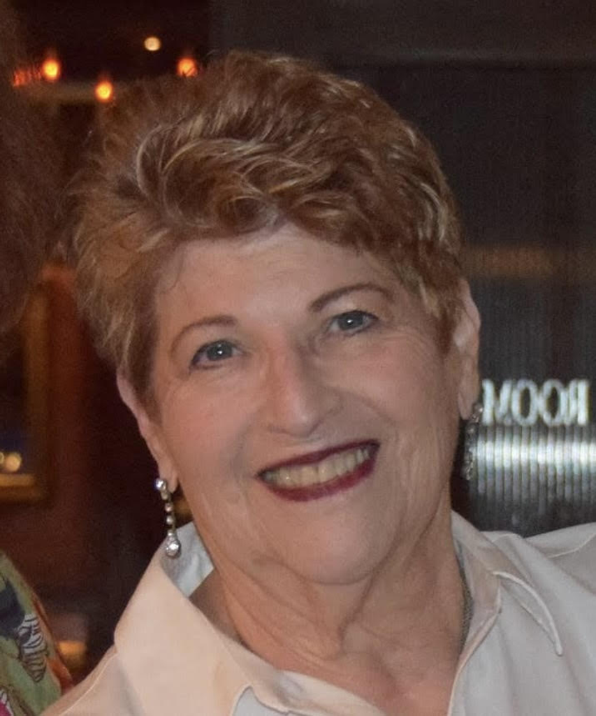 Carol Dewitt Profile Photo