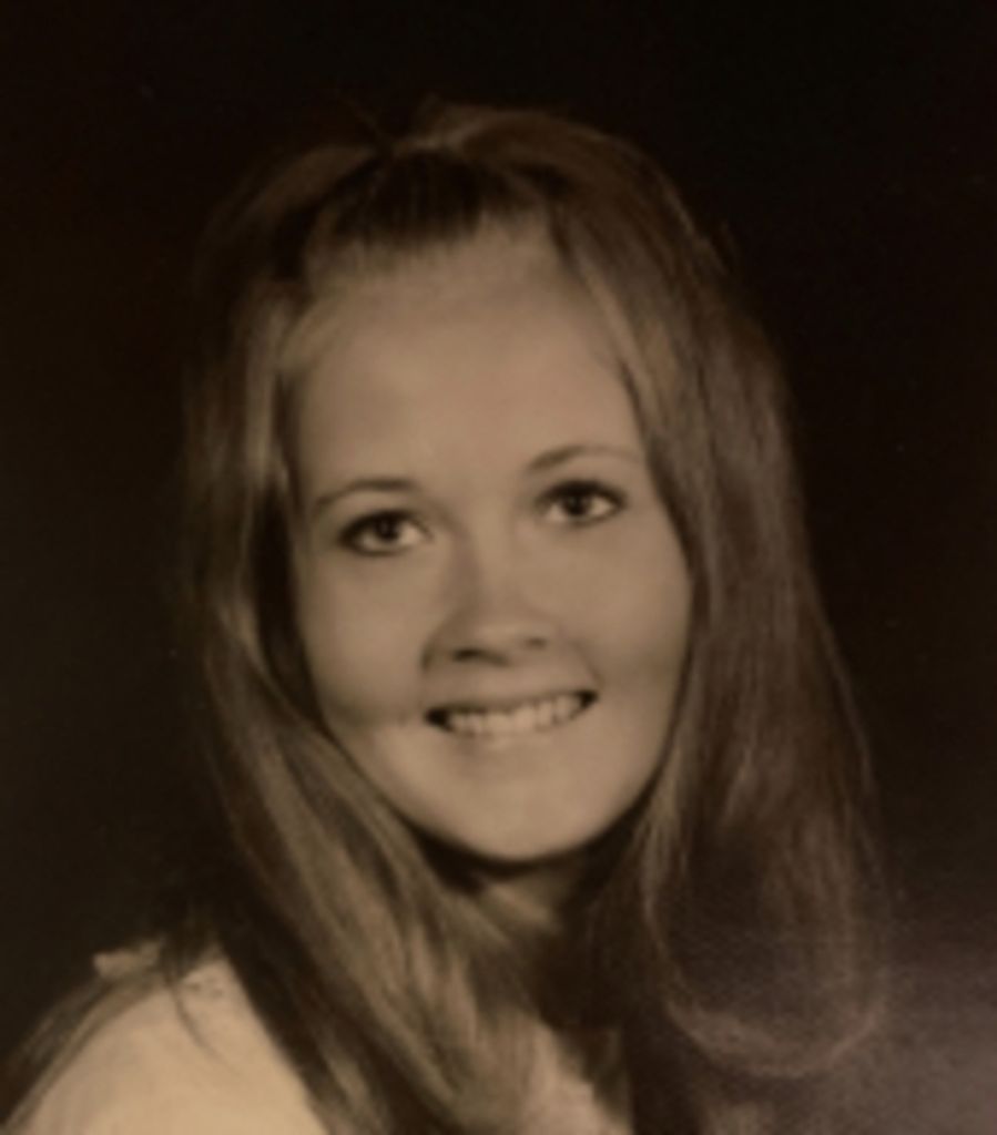 Paulette Lindstrom Smith Profile Photo