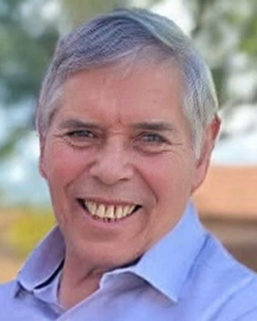 Edmundo Gonzalez