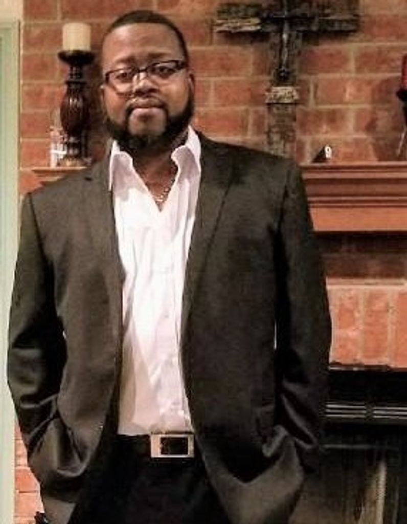 LAWRENCE KNOX Profile Photo