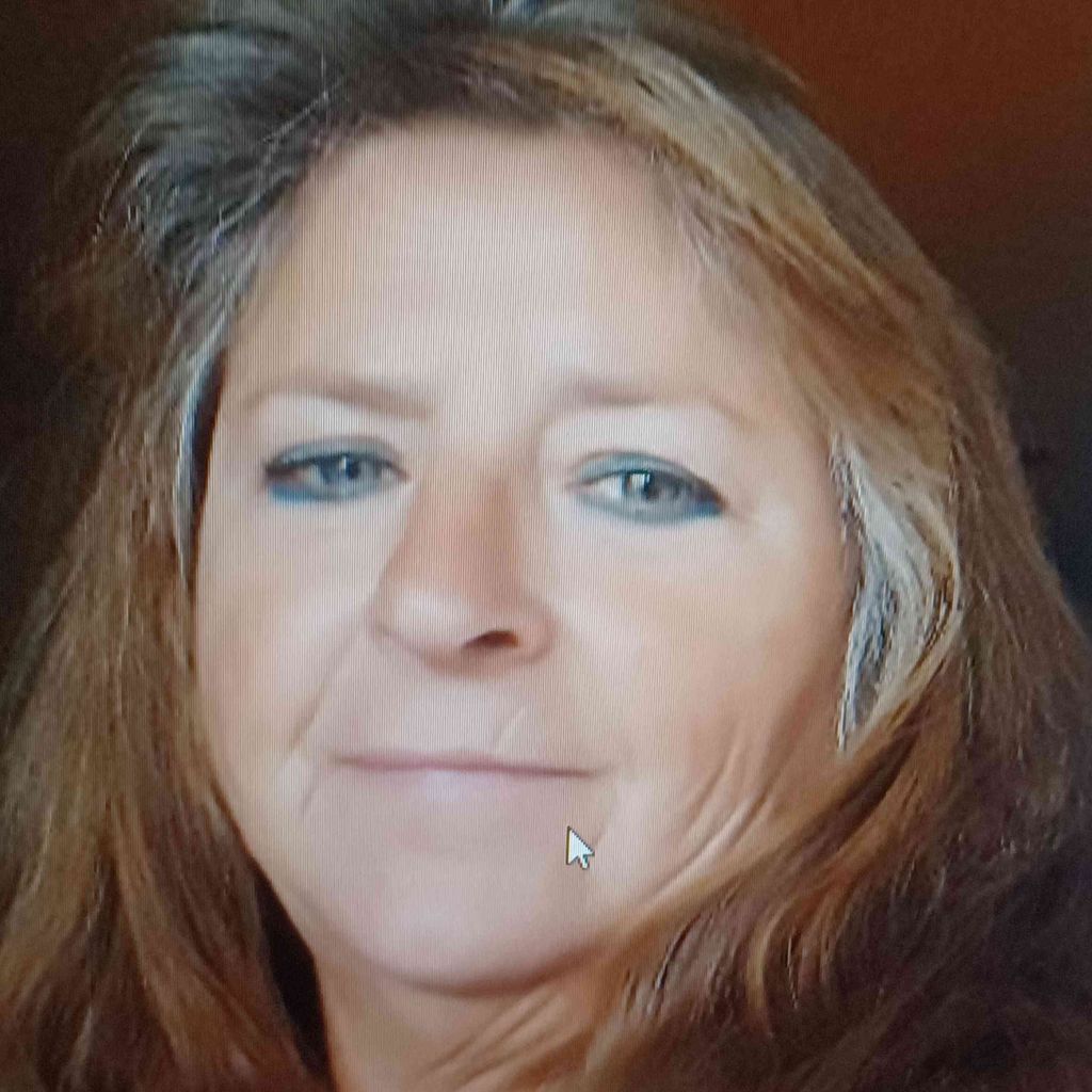 Tena May Profile Photo