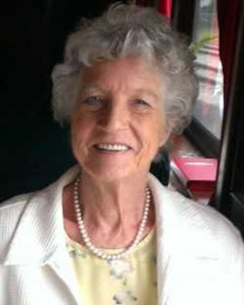 Evelyn Yvonne (Wynn) Holz