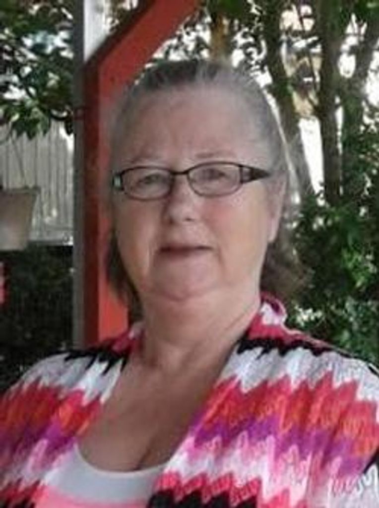 Donna Brasseaux Walker Profile Photo