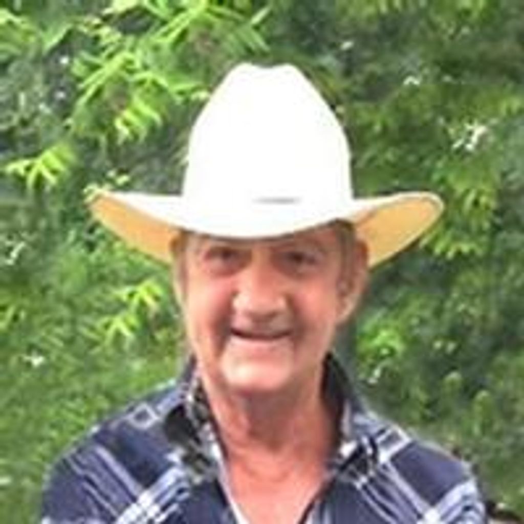 Kenneth Ray "Kenny" Helton