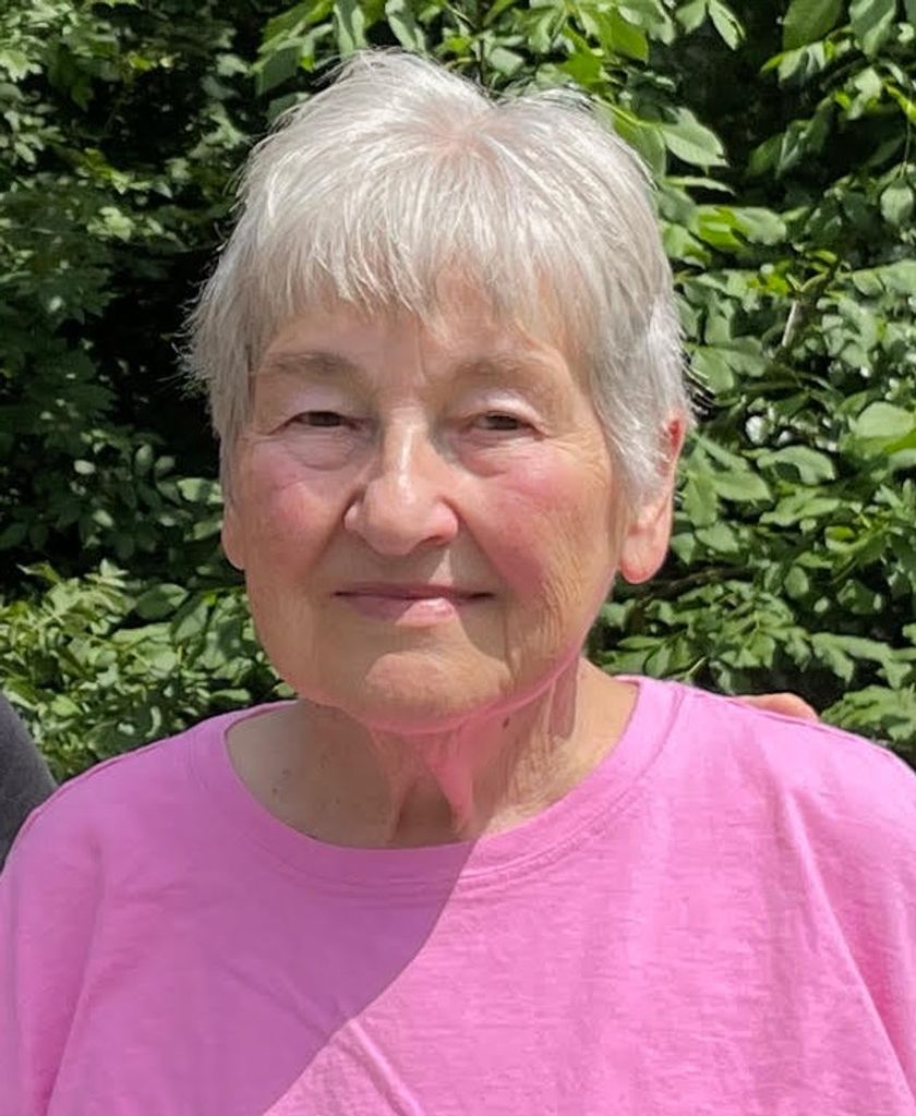 Nina Irene Stark