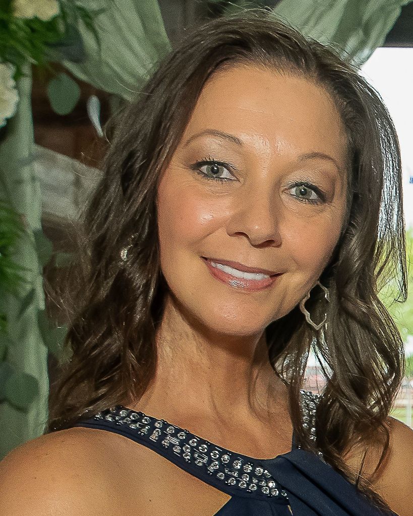 Jennifer Loving Profile Photo