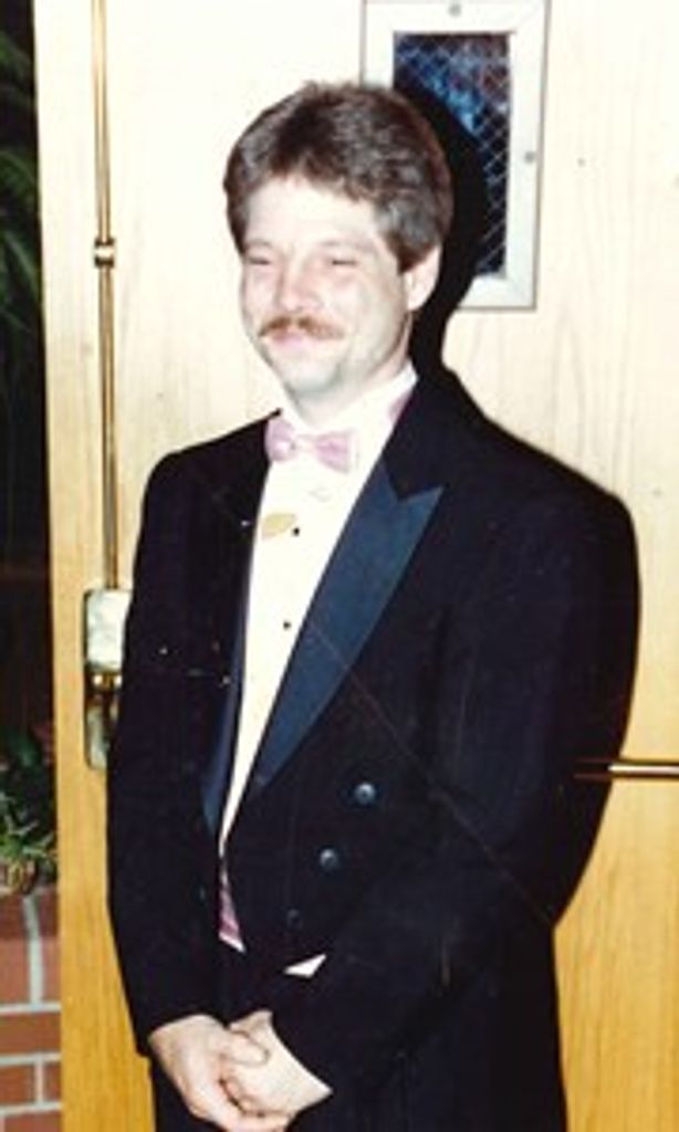 Stewart Lee Brummett