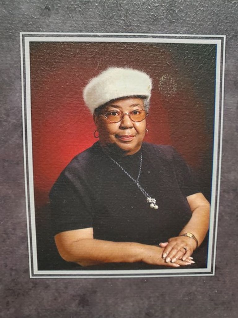 Mrs. Vialeen Gary Gay Profile Photo