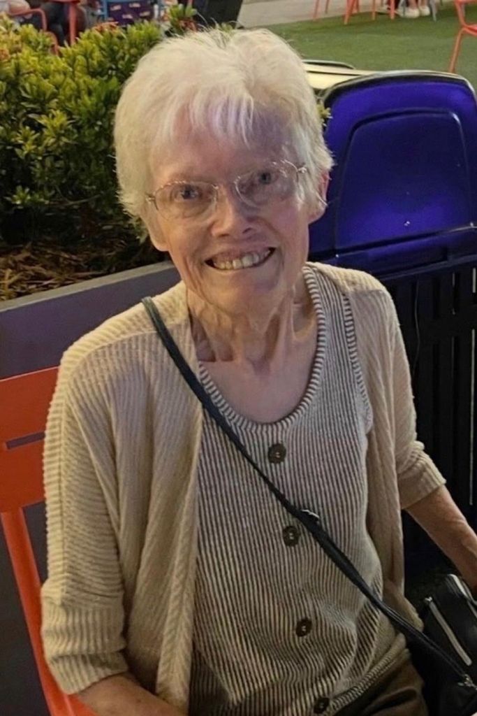 Elizabeth Carol Nowlin Profile Photo