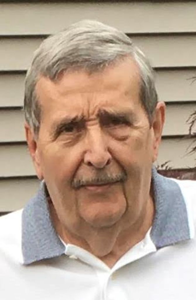 Daniel Phillip Kusz Profile Photo