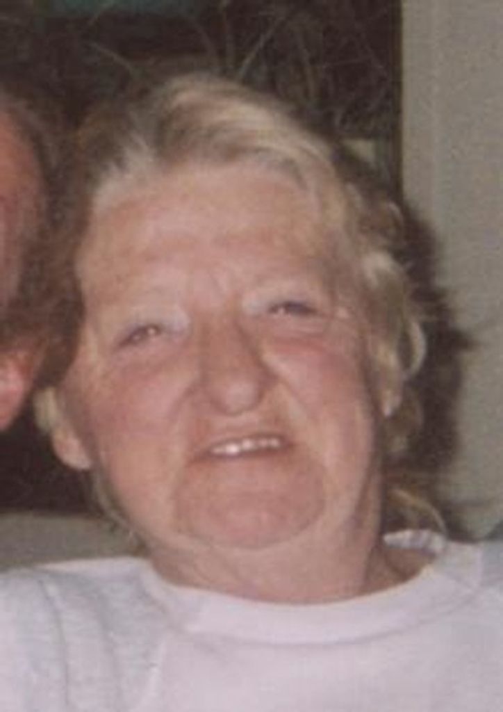 Lynda Karlene Nichols