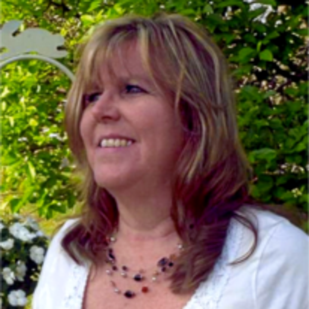Cindy Marlow