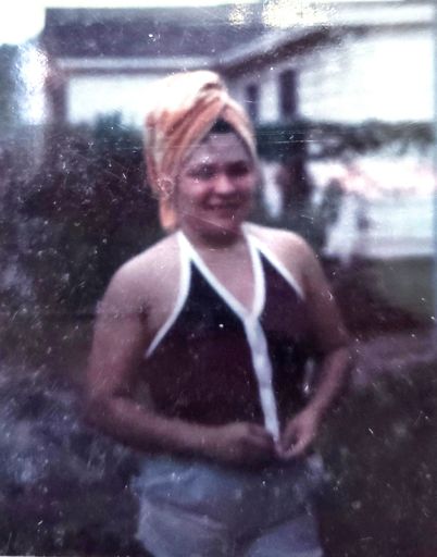 Francisca H. Torres photo gallery thumbnail 19 of 297