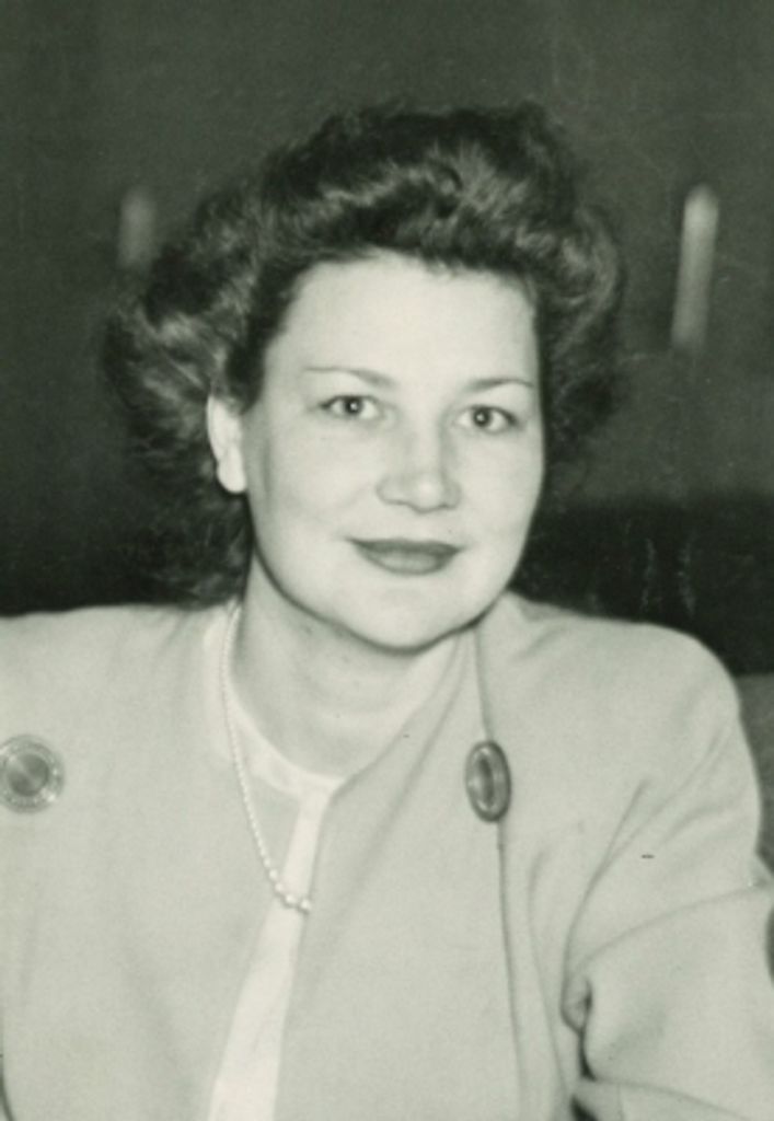 Elena V. Pitek