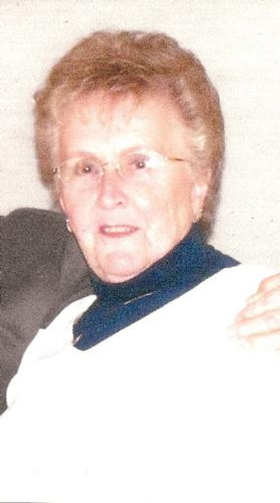 Lucy Earl Profile Photo
