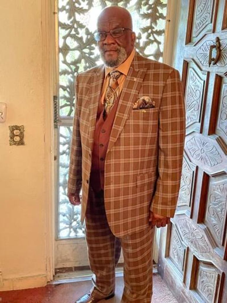 Mr. Raymond Hankerson