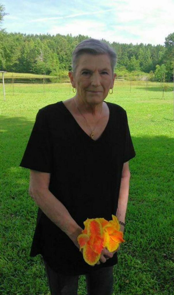 Carolyn Carter Profile Photo