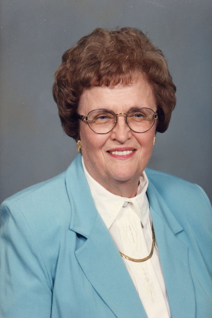 Justine Elizabeth Swanson Profile Photo