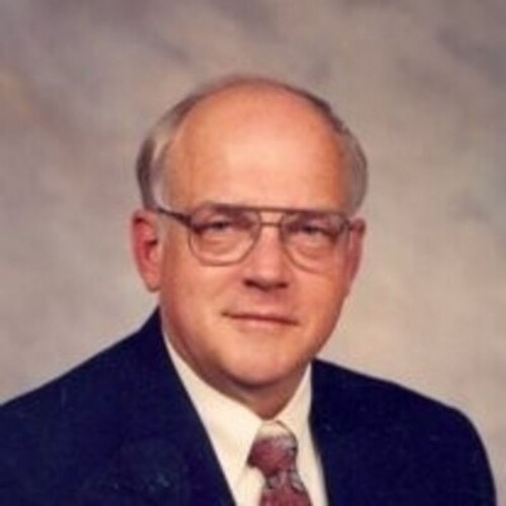Dan W. Reyen
