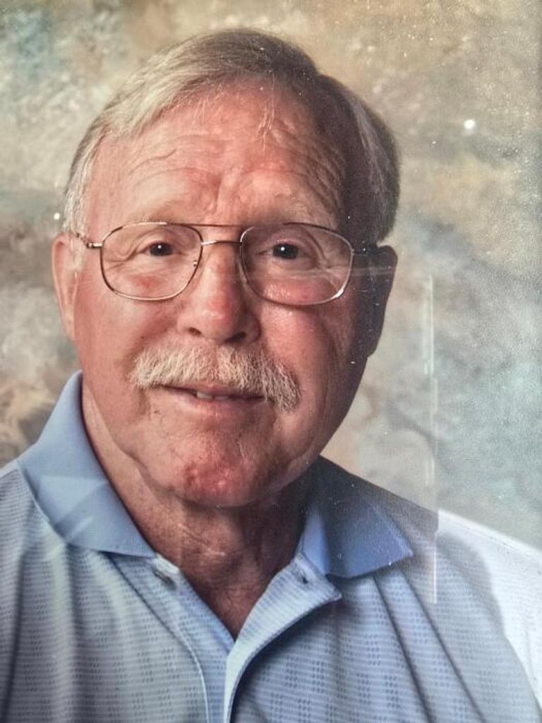 Lloyd E. Lewallen Profile Photo