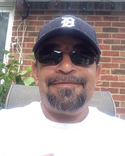 Angel Luis Gonzalez's obituary image