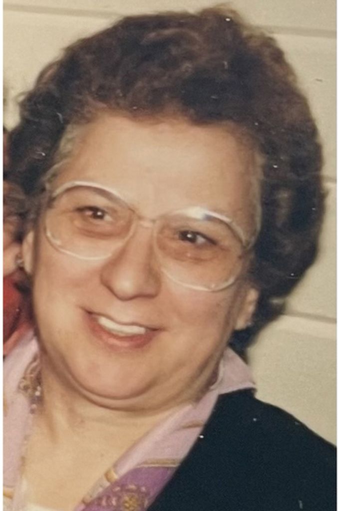 Maria J. Costa Profile Photo