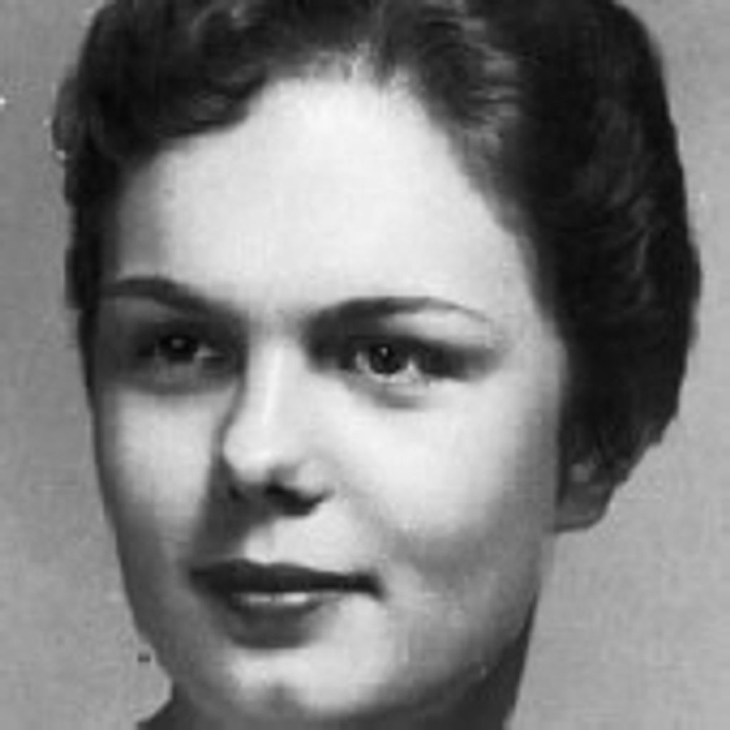 Suzanne (Helms) Griffin