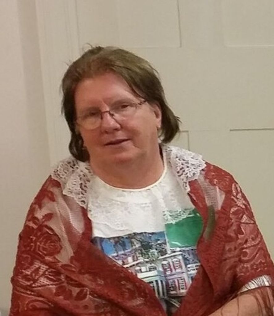 Lola Marlene Dorr Profile Photo