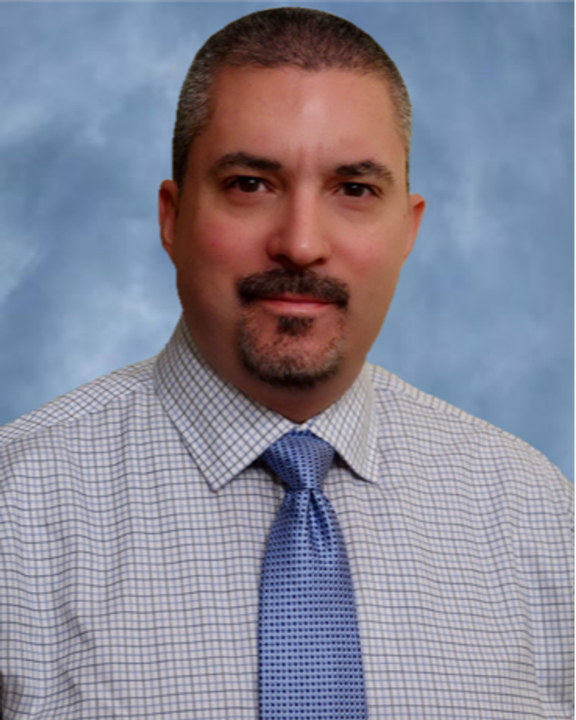 Carlos Medina Profile Photo