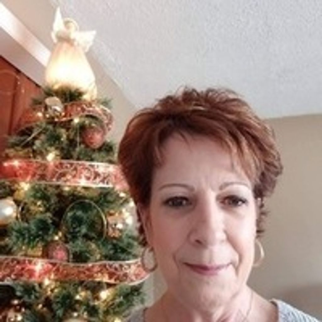 Julie A Serra
