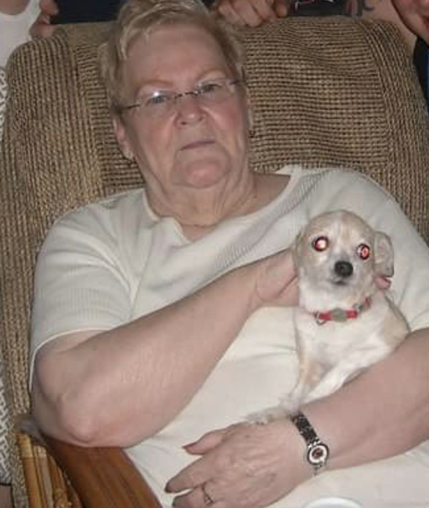 Phyllis Lee (Russell)  Swain