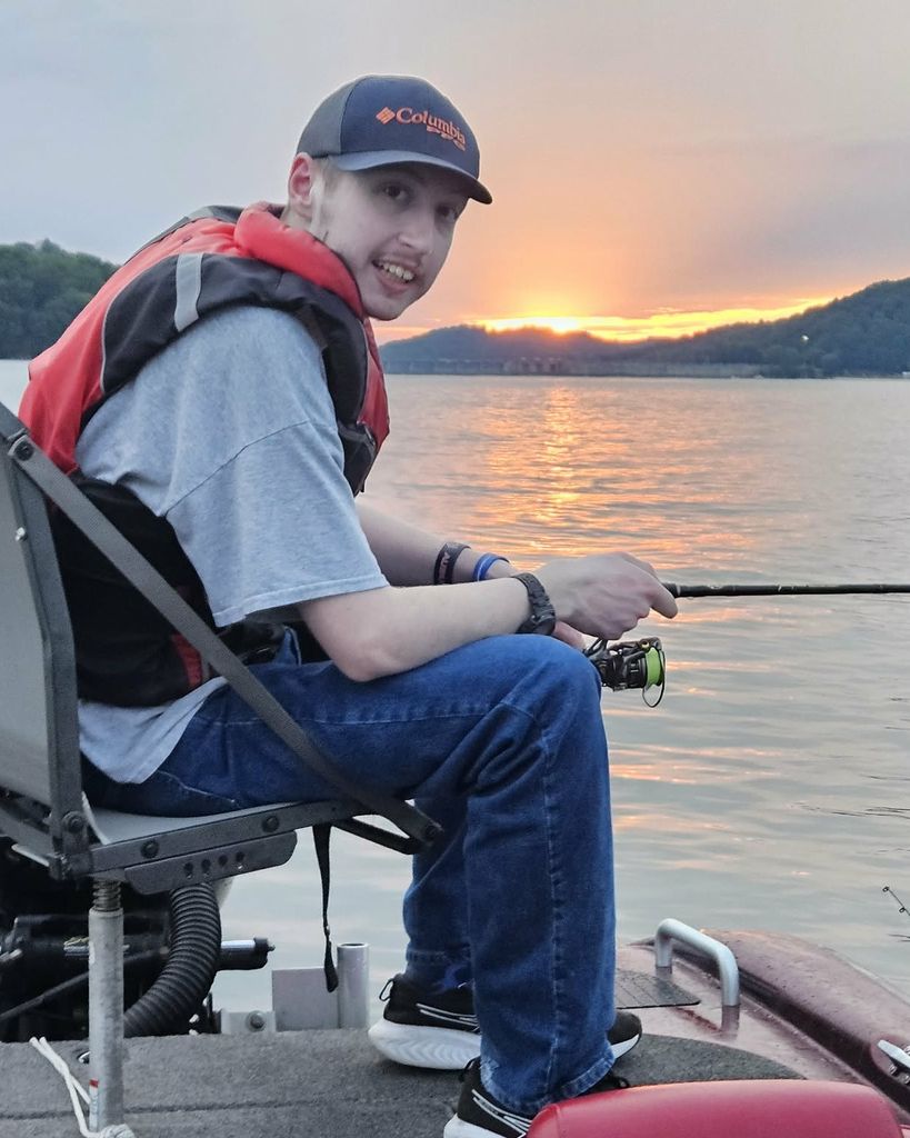 Mitchell Jay Boles Profile Photo